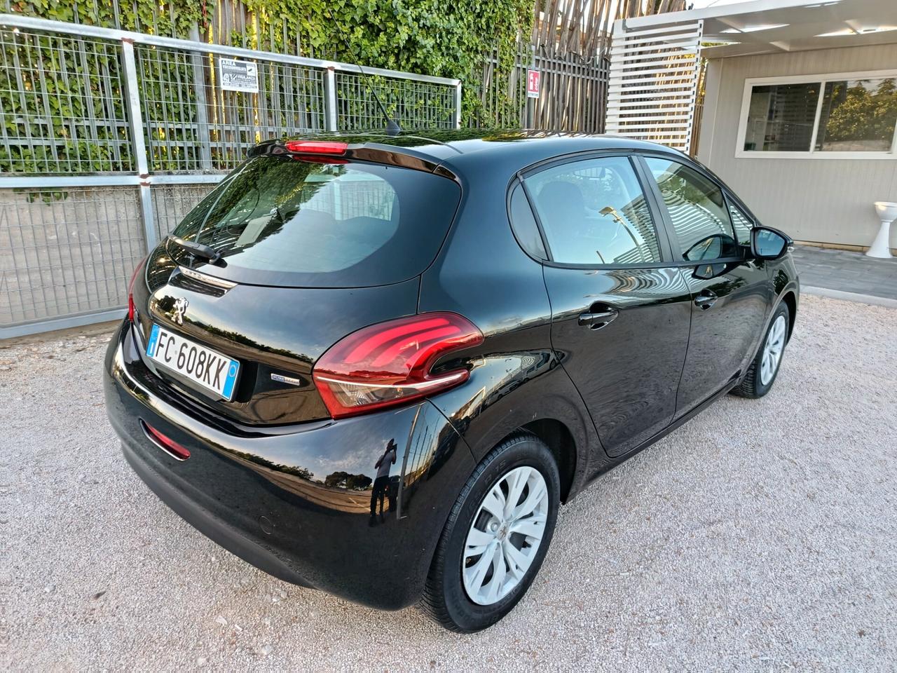 Peugeot 208 PureTech 68 5 porte Active