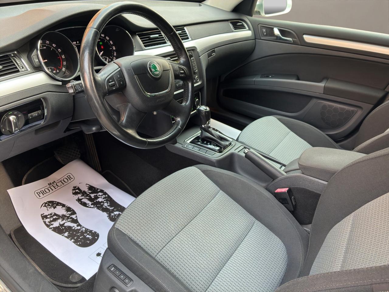 Skoda Superb UNICO PROPRIETARIO - DISTRIBUZIONE ESEGUITA