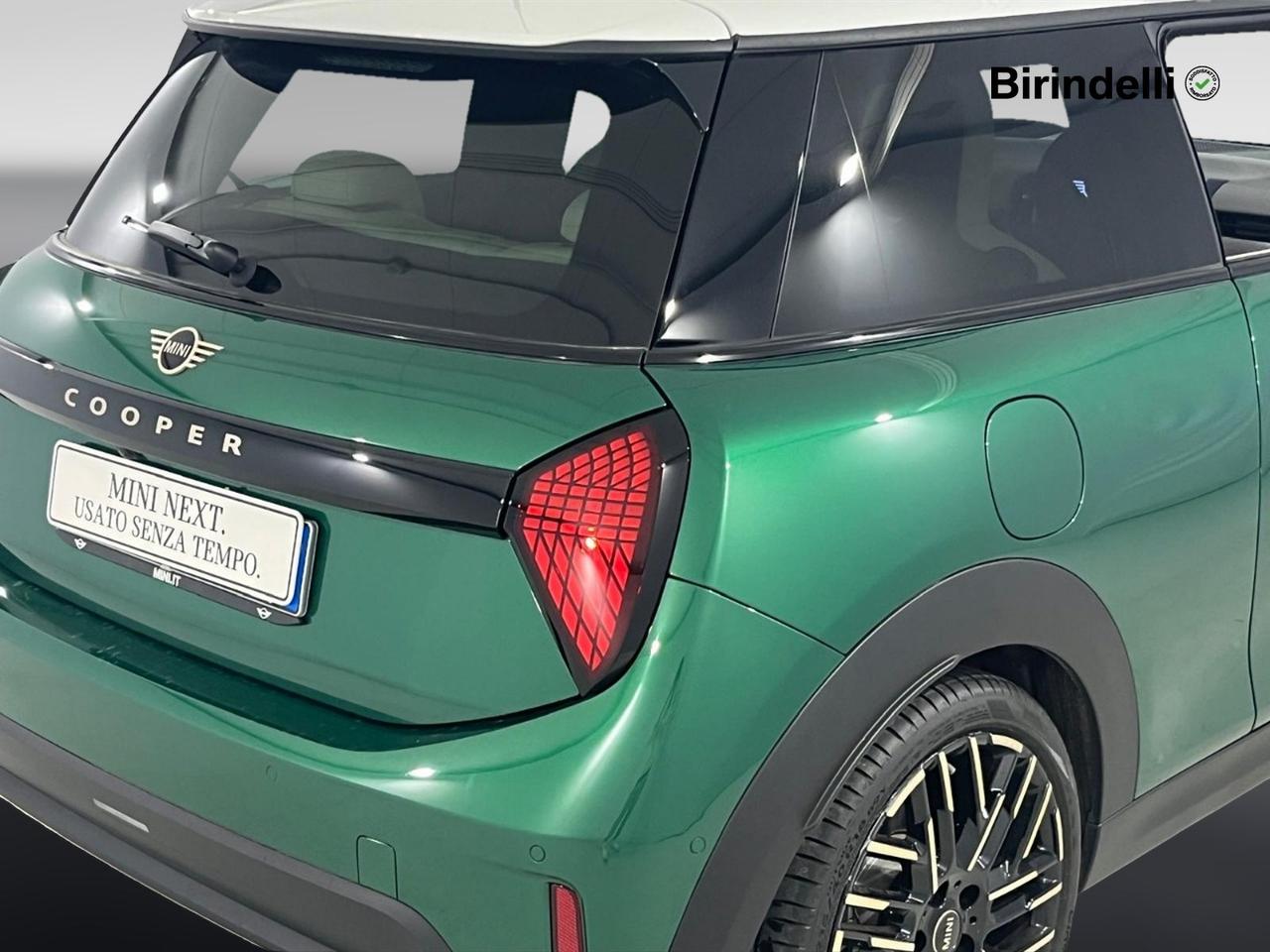 MINI Mini 5ª serie (F66) - Mini Cooper C Favoured