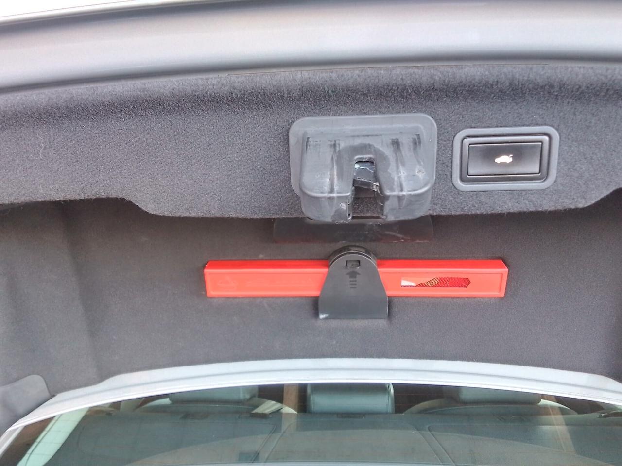 Audi A8 4.2 V8 FSI quattro tiptronic