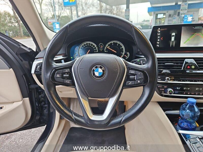 BMW Serie 5 G31 2017 Touring Diese 520d Touring Luxury auto