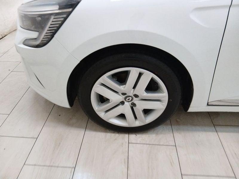 Renault Clio 1.6 E-Tech hybrid Intens 140cv auto my21