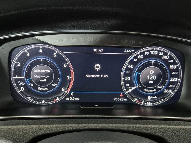 Volkswagen Golf VII 2017 5p Benzina 5p 1.0 tsi Sport 115cv