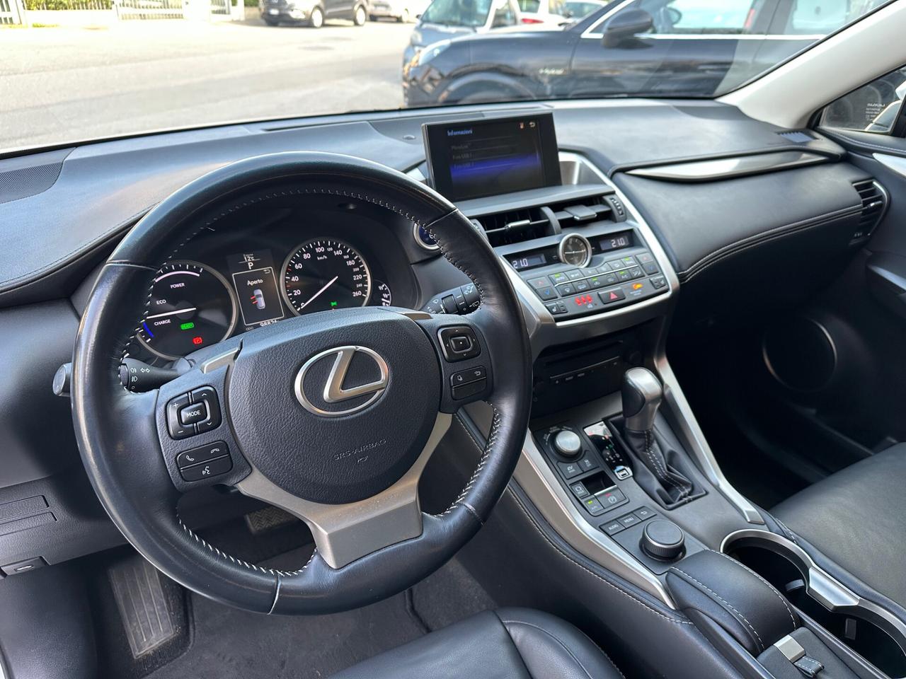 Lexus NX 300h 2.5 Executive cvt UNIPR.