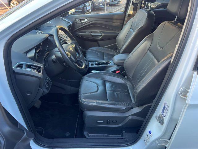 FORD Kuga 2.0 TDCI 150 CV S&S 4WD Powershift Titanium