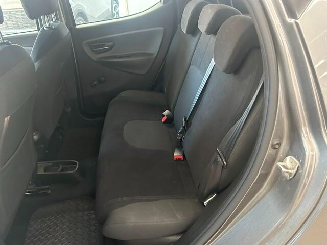 Lancia Ypsilon 1.2 69 CV 5 porte Gold