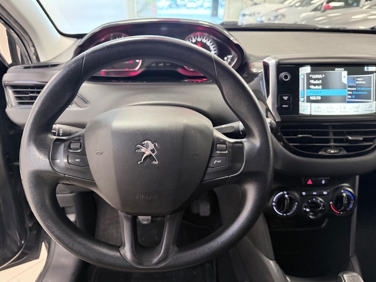 Peugeot 208 1.4 HDi 68 CV 5 porte Allure