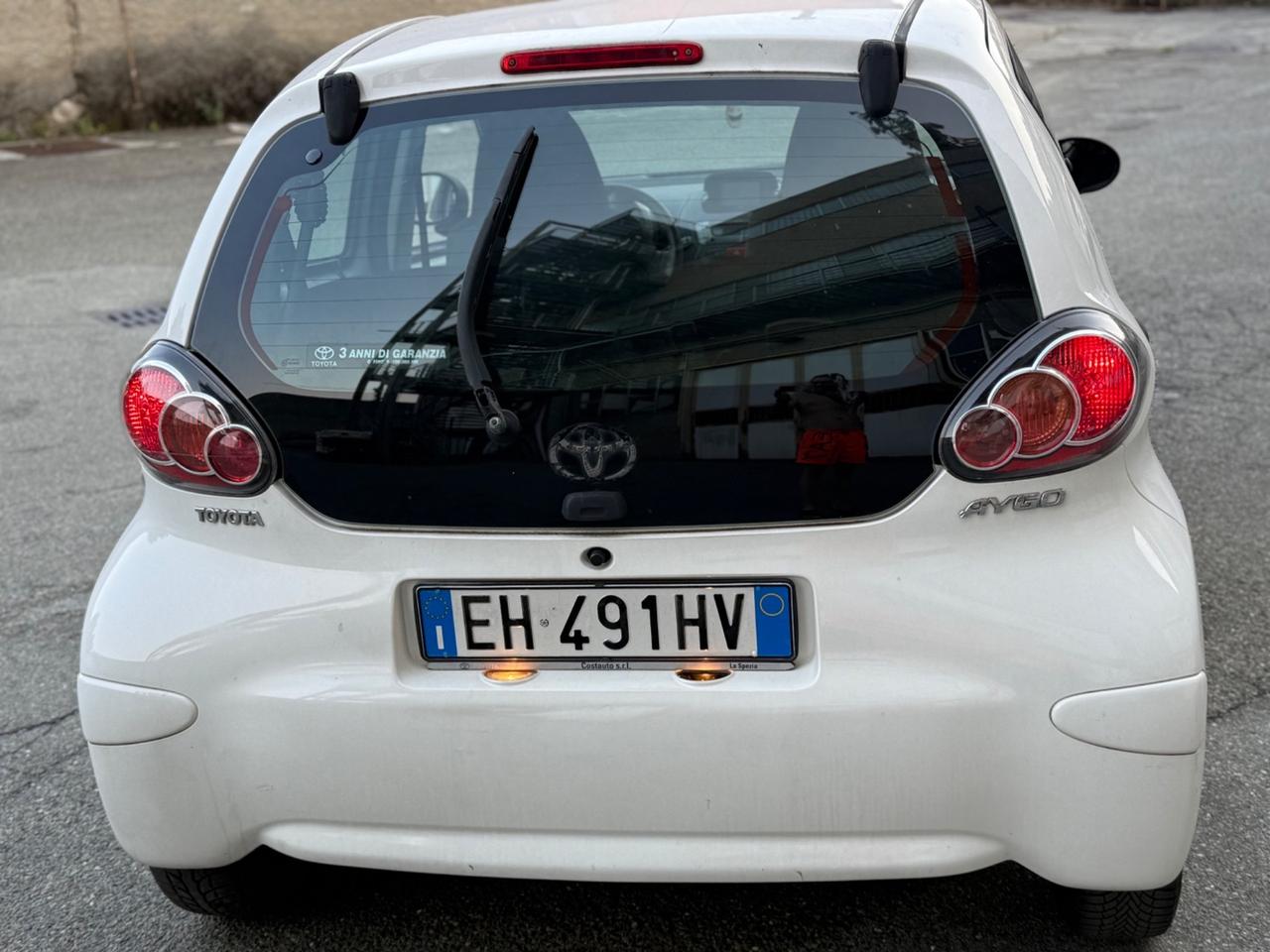Toyota Aygo 1.0 12V VVT-i 5 porte Lounge Connect MMT