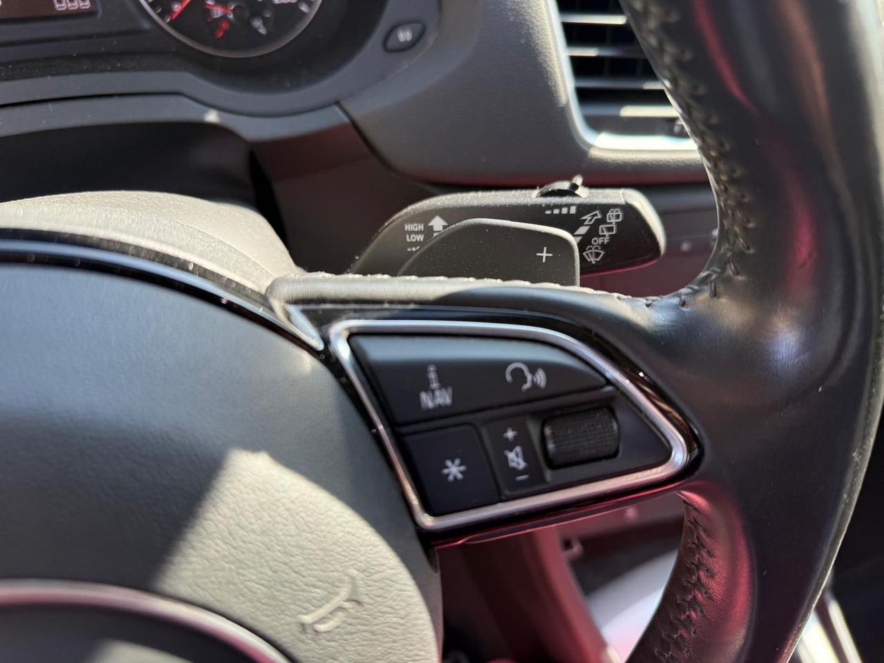 Audi Q3 Business 2.0 TDI #7132