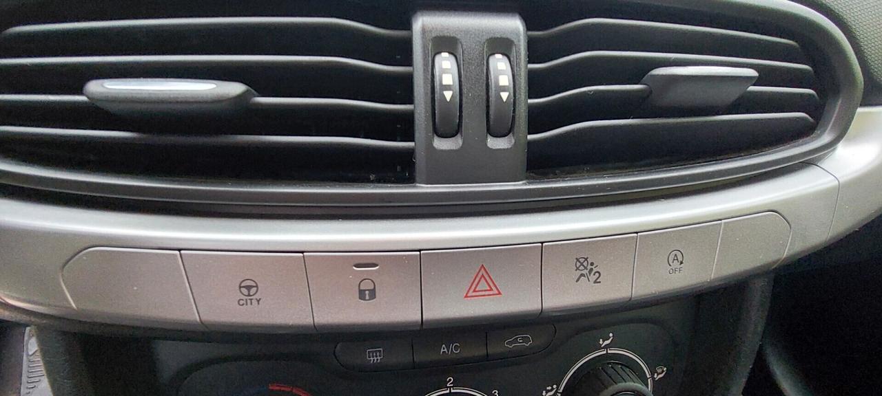 TIPO 1,3 MTJ DIESEL 95 CV MODELLO STREET,MOTORE NUOVO LEGA FULL IMPECCBILE MOTORE EURO 6