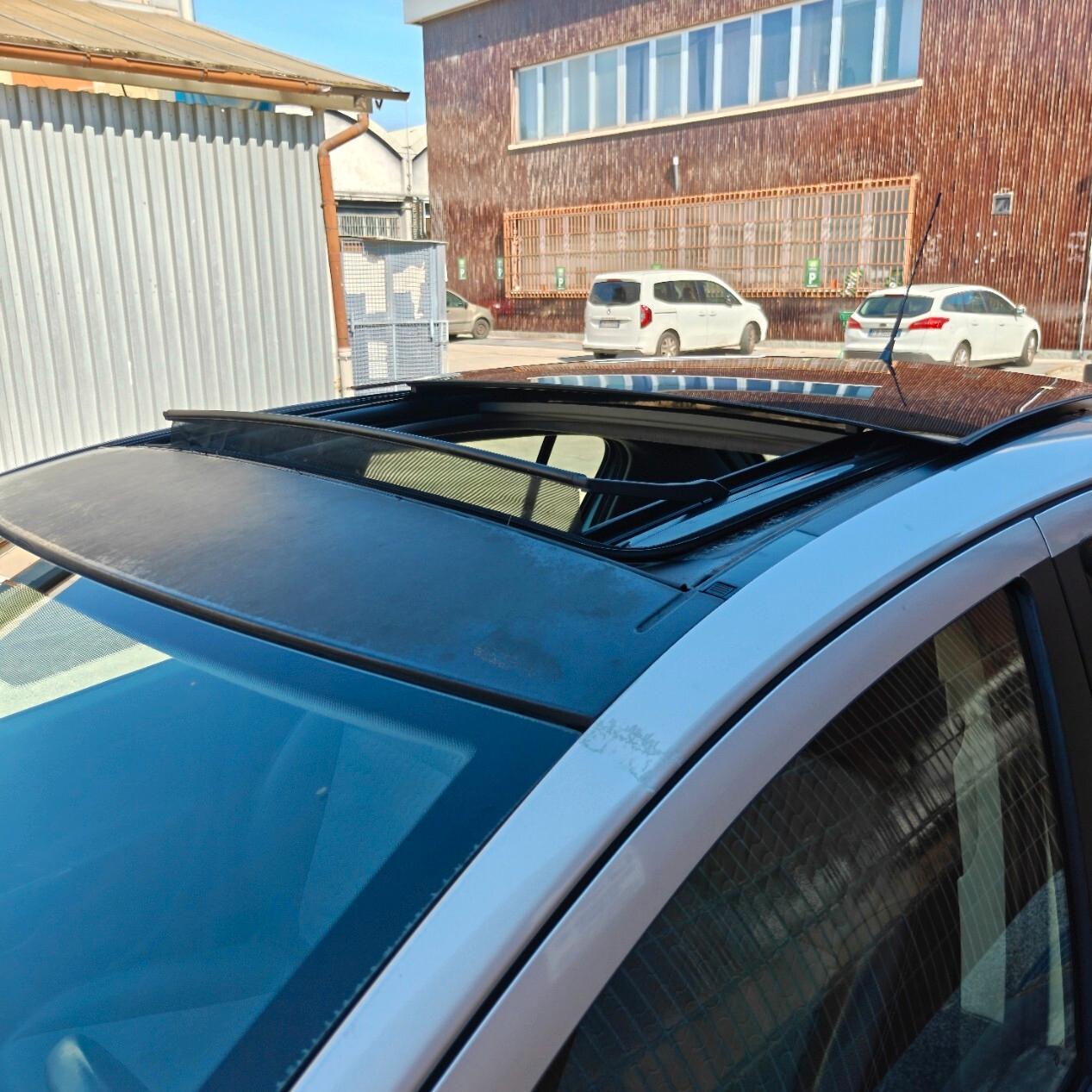 Opel Corsa 1.2 5 porte Cosmo
