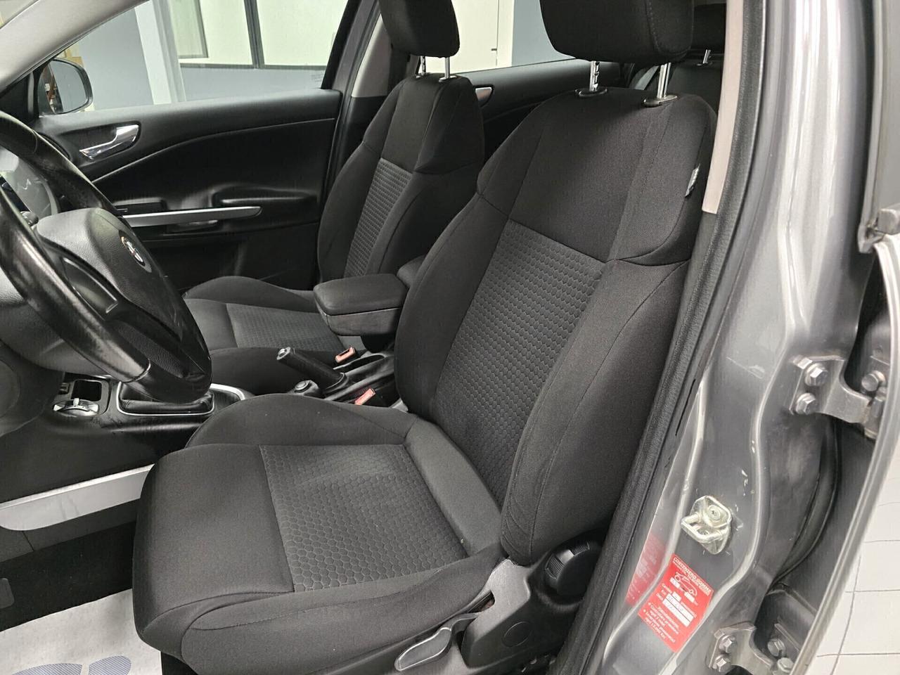 Alfa R. Giulietta 1.4 Turbo 120 CV GPL Distinctive 2012