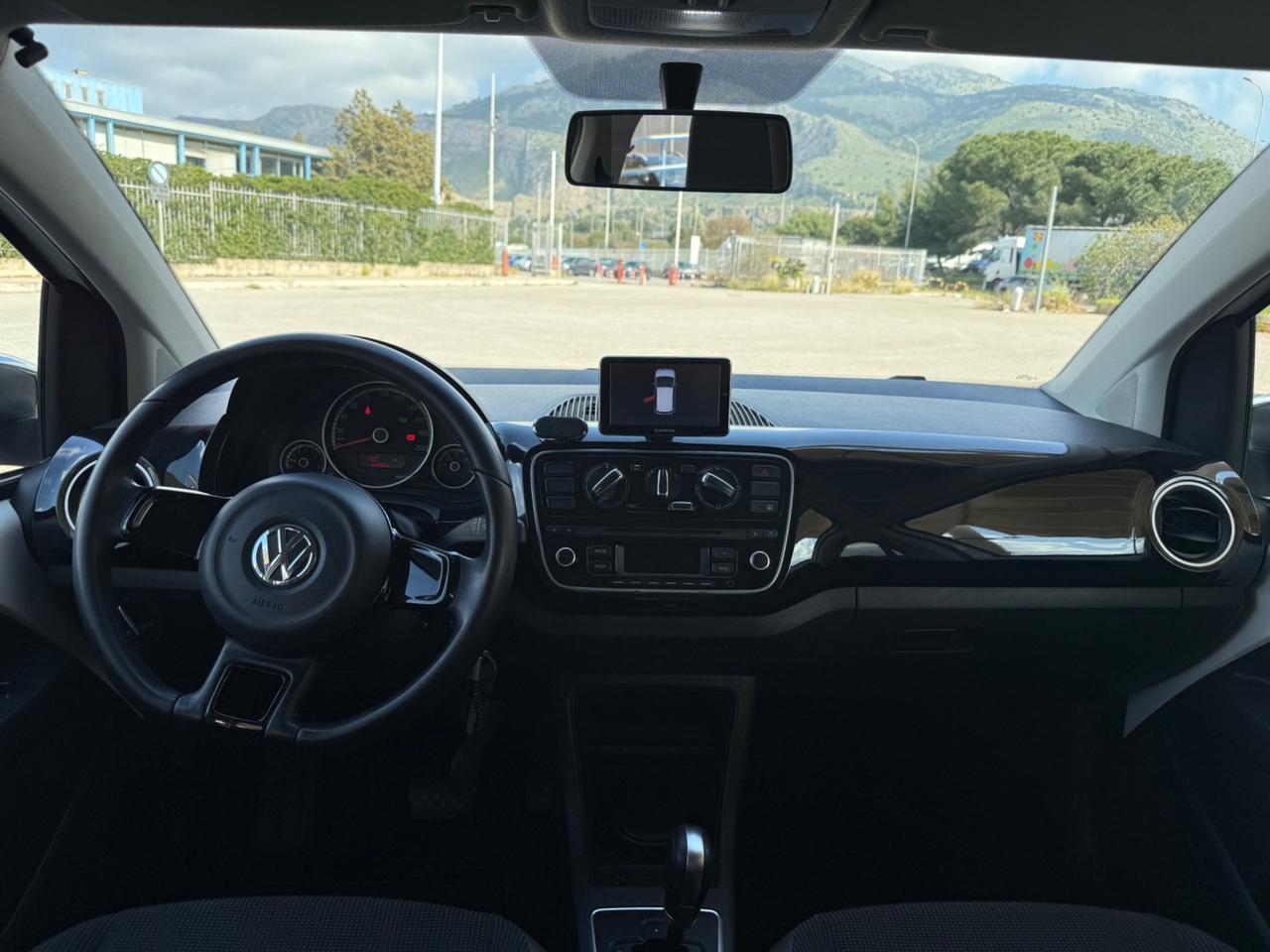 Volkswagen up! AUTOMATICA