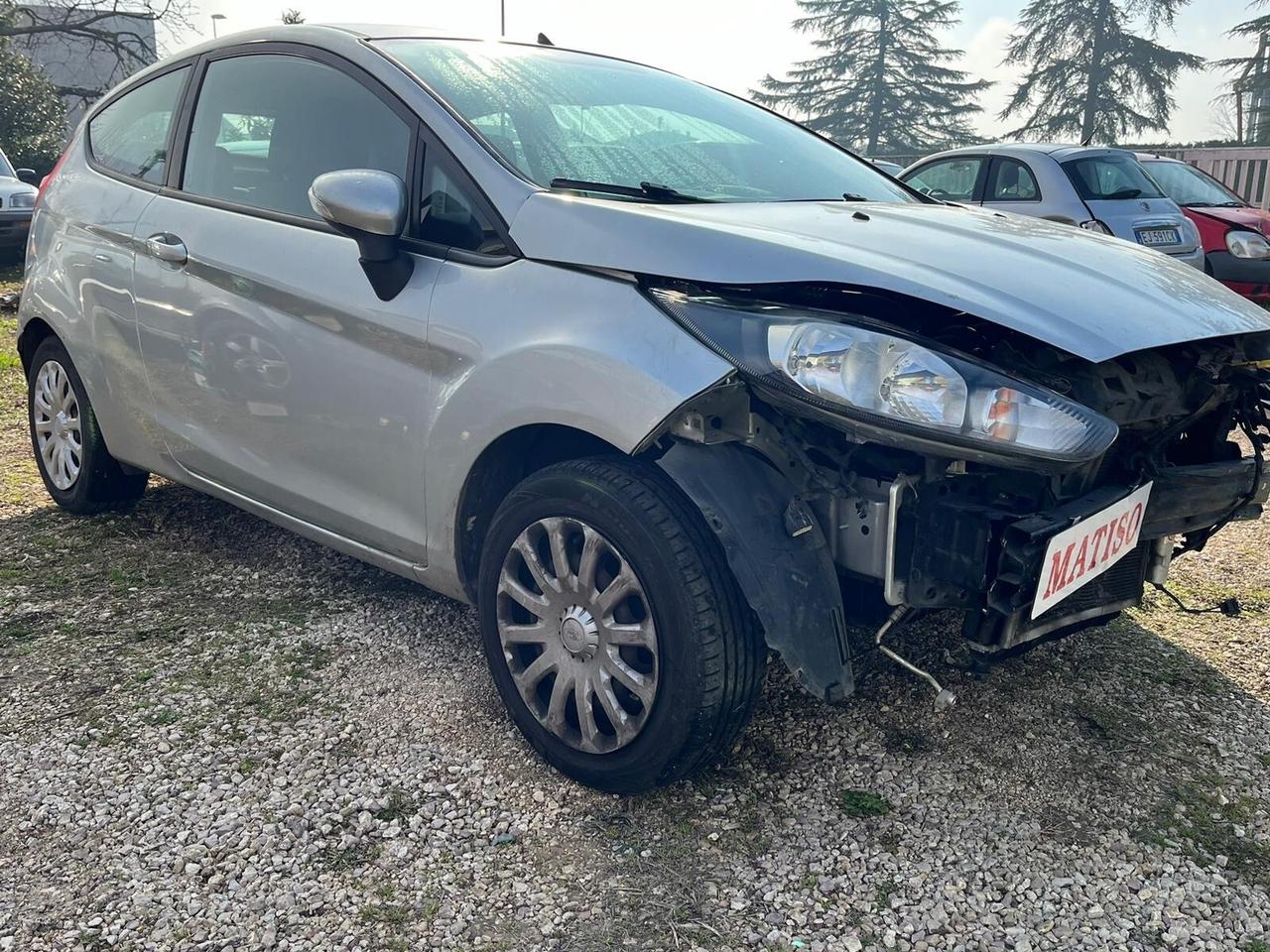 FORD FIESTA 1.4 3 p Bz.- GPL INCIDENTATA