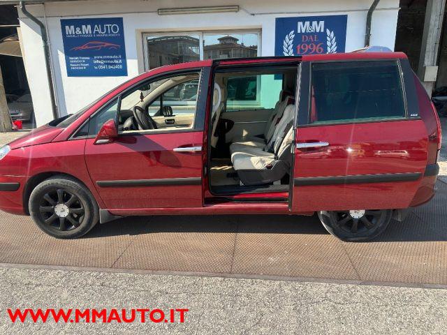 PEUGEOT 807 2.2 HDi FAP SV N1 7 POSTI
