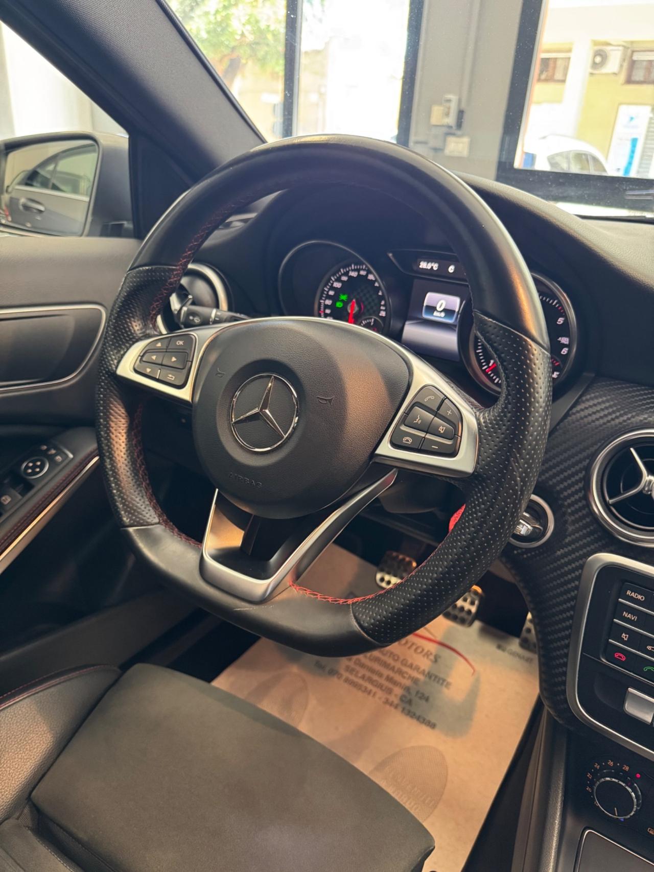 Mercedes-benz A 180 d Premium AMG Finanziabile