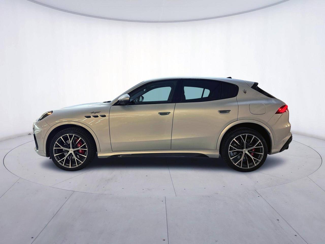 Maserati Grecale 3.0 V6 Trofeo 530cv
