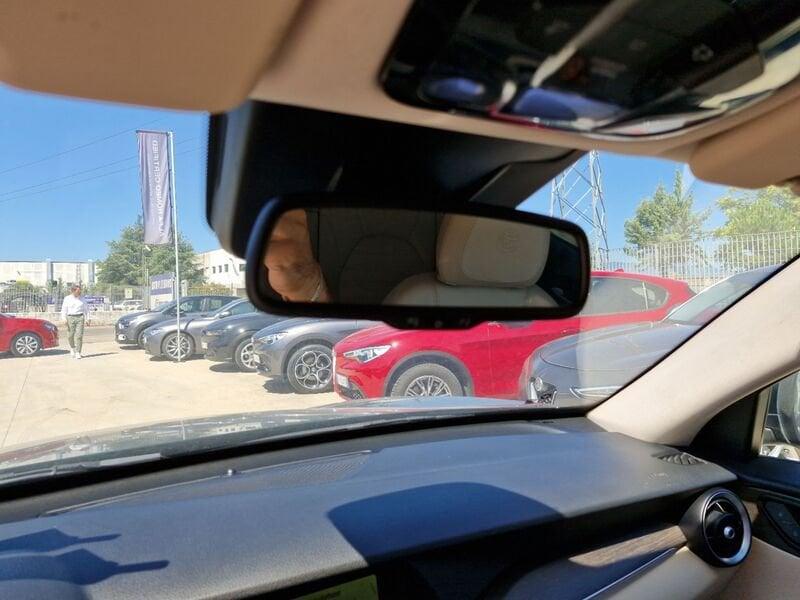 Alfa Romeo Stelvio 2017 2.2 t Business Q4 210cv auto my19