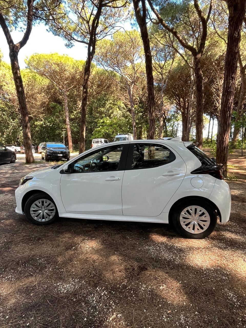 Toyota Yaris 1.5 Hybrid 5 porte Lounge