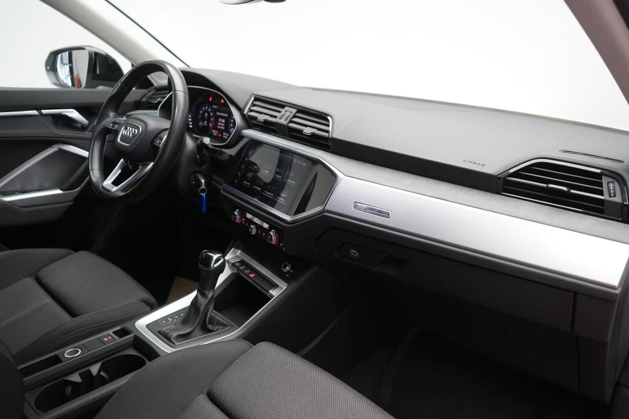 Audi Q3 35 TFSI Sportback S tronic CarPlay