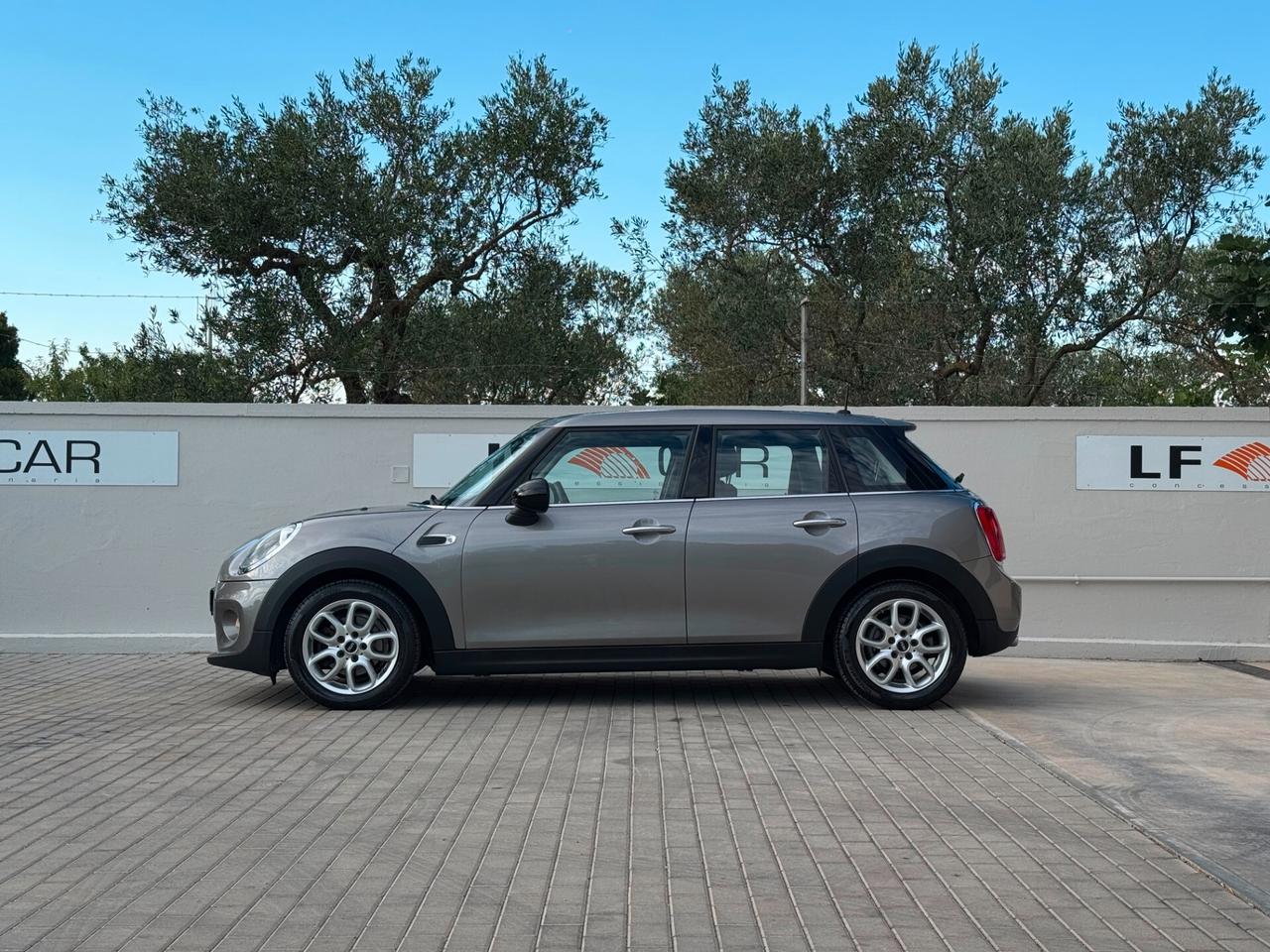 Mini 1.5 Cooper D Business XL 116 cv