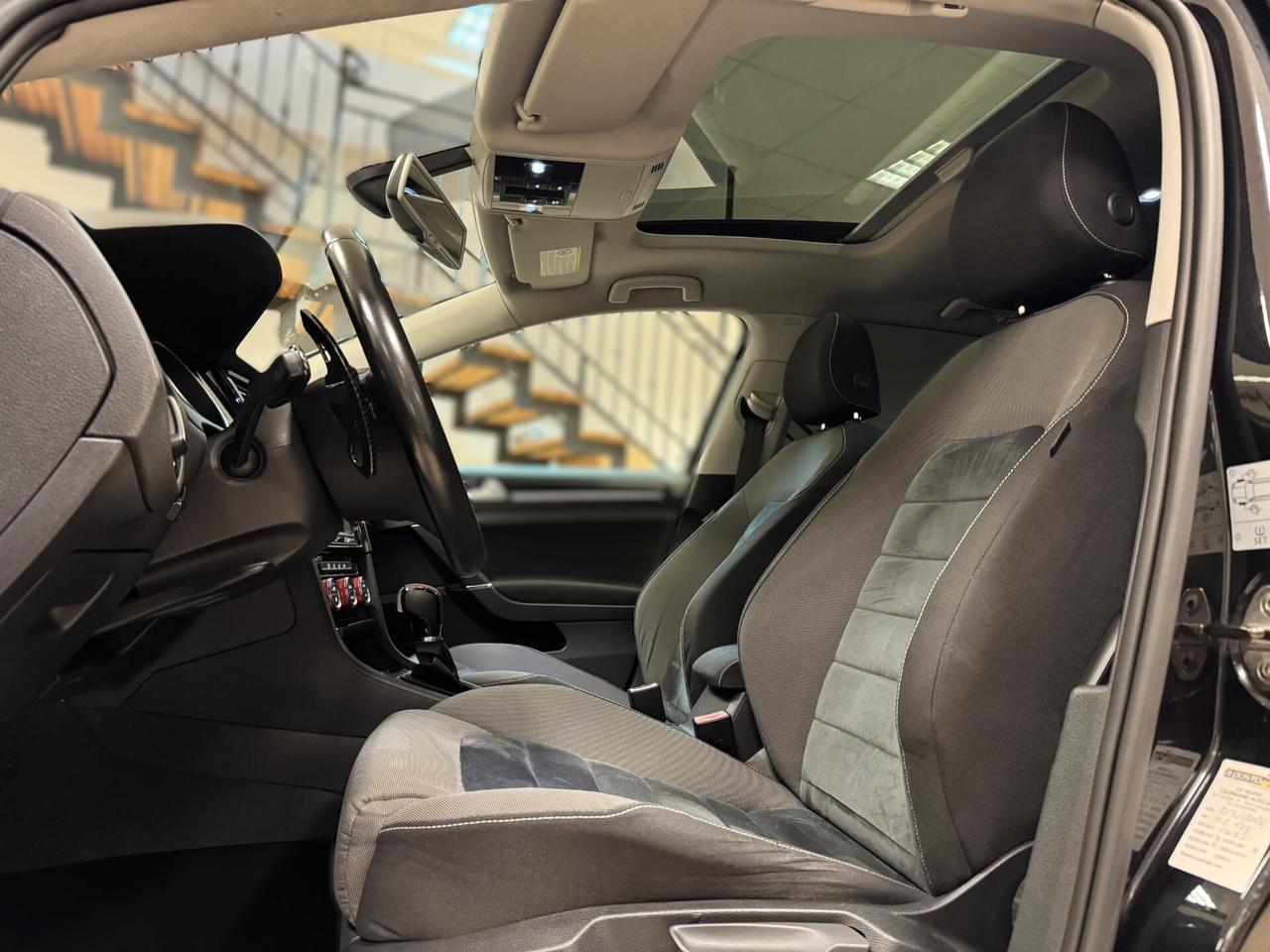 Volkswagen Golf 1.4 TSI 140 CV DSG GTI