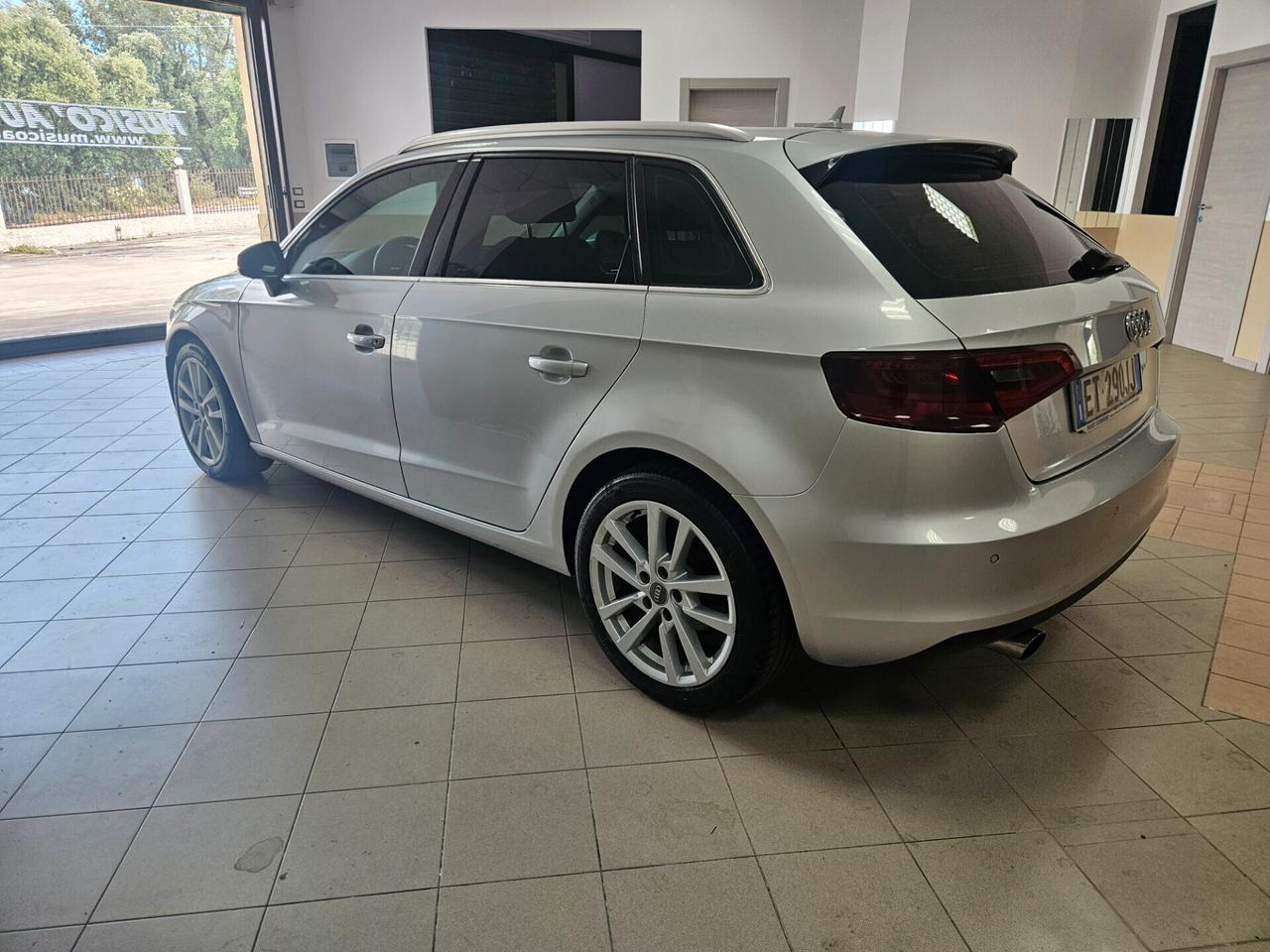 Audi A3 SPB 1.6 TDI Ambiente