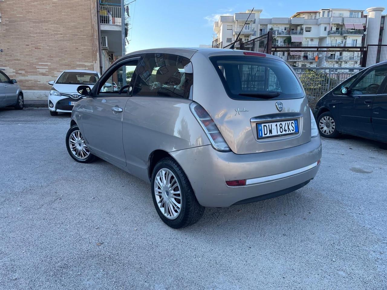 Lancia Ypsilon 1.4 Platino Ecochic GPL CON 150MILA KM
