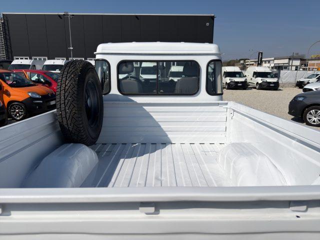 LAND ROVER Defender 2.2 TD4 110 PICK-UP
