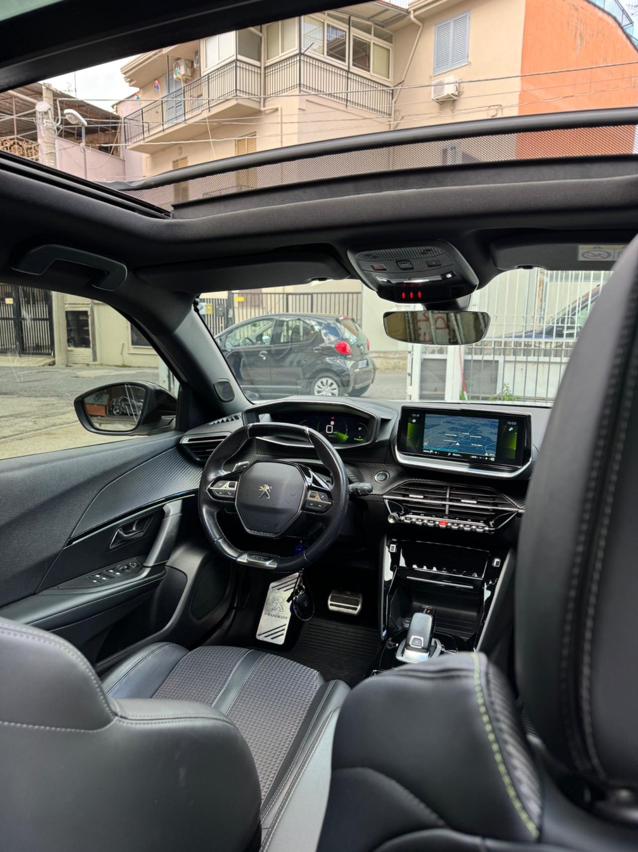 Peugeot 2008 BlueHDi 130 S&S EAT8 GT Pack