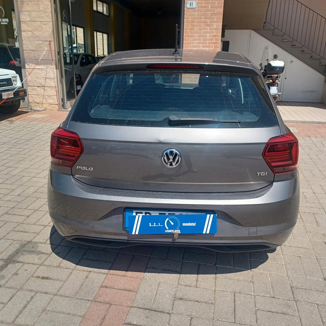 IMPECCABILE POLO 1.0 TGI PER NEOPATENTATI