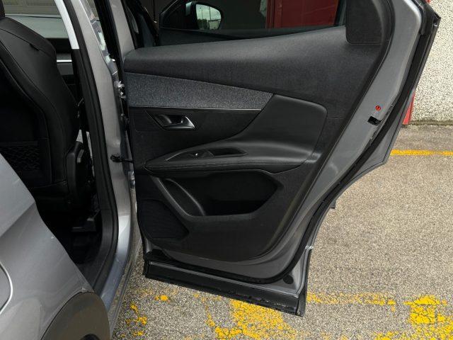 PEUGEOT 3008 PureTech Turbo 130 Allure 360/Full-led/Ambient lig