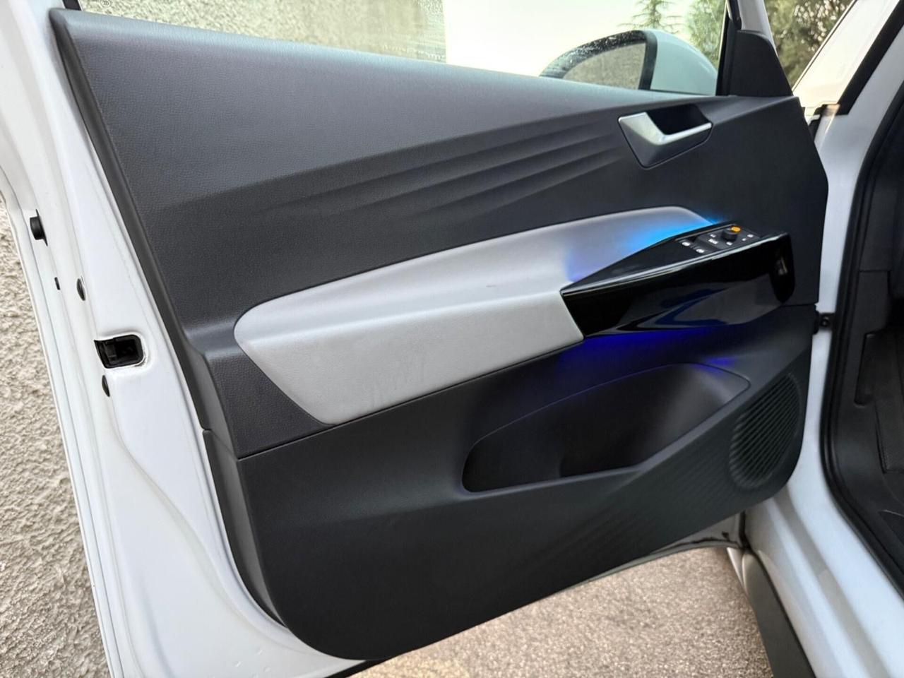 Volkswagen ID.3 58 kWh,Tetto panoramico,LED ambiete,Full LED,ecc.