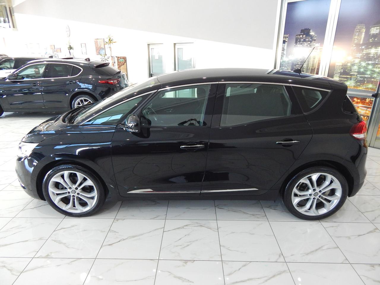 Renault Scenic 1.7 blue dci Business 120cv NAVIGATORE-PARK