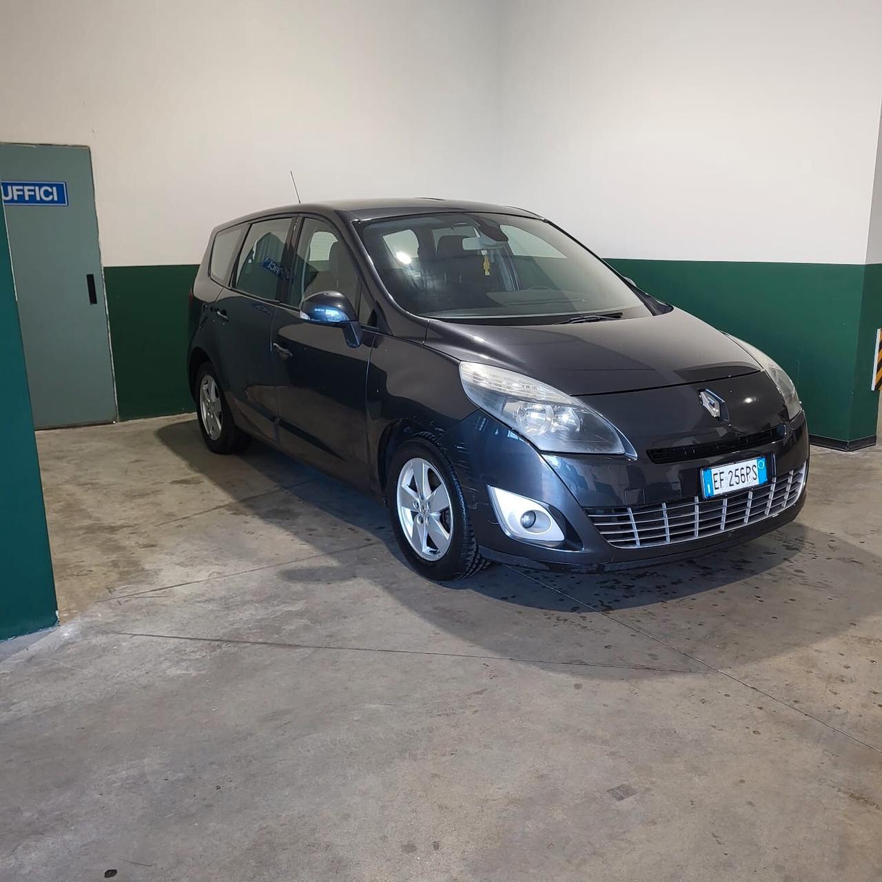 Renault Scenic 1.5 dCi 110cv – 7 Posti – Turbina nuova – Tagliandata