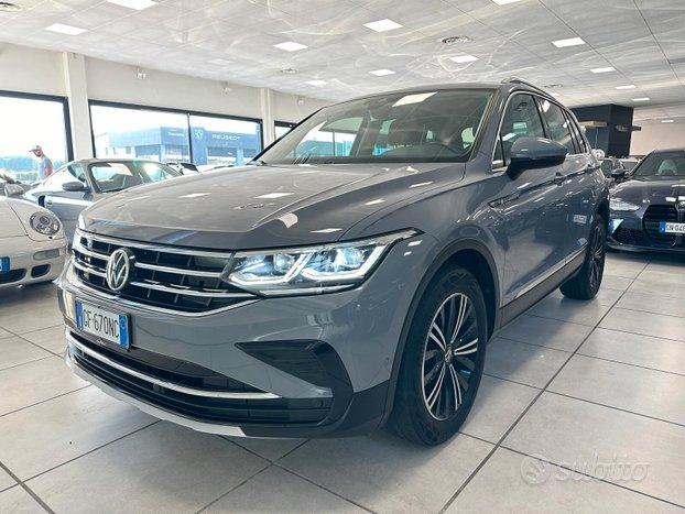 Volkswagen Tiguan 2.0 TDI 150 CV SCR DSG Elegance