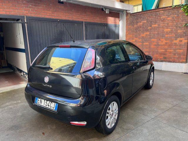 FIAT Punto 1.4 8V 3 p GPL dalla casa fino al 2032
