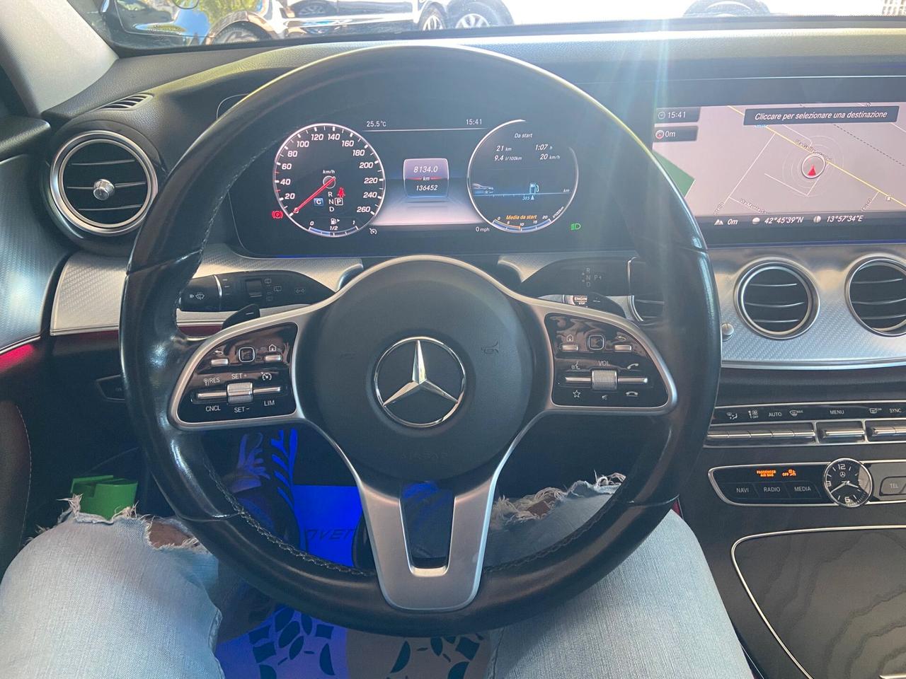 Mercedes E 200 Premium Plus