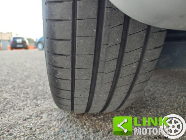 AUDI A3 SPB 2.0 TDI 170 CV Ambiente