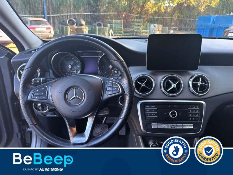 Mercedes-Benz GLA 200 D SPORT AUTO