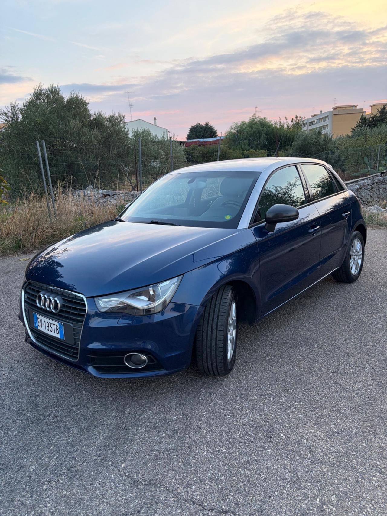 Audi A1 1.6 TDI S tronic line edition plus