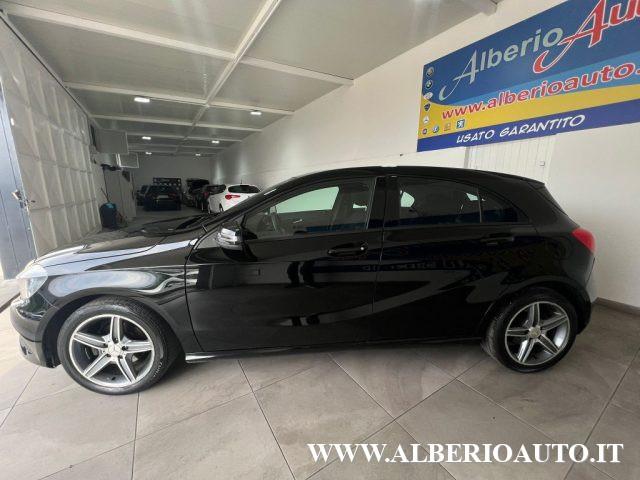 MERCEDES-BENZ A 180 d Premium