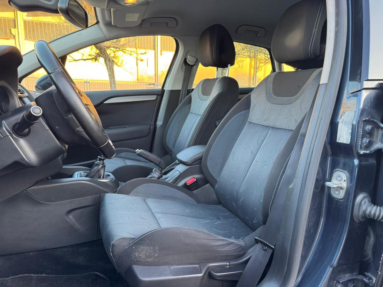 Citroen C4 Berlina 1.6 Neopatentati