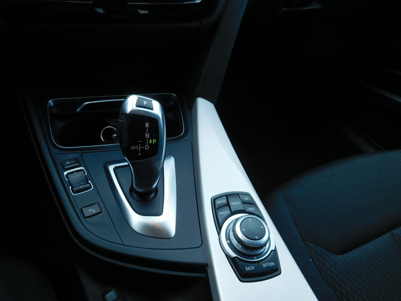 Bmw 318d Touring Business Advantage aut.