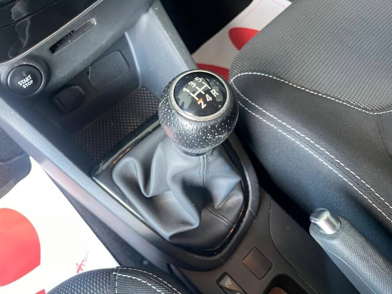 Renault Clio - Distribuzione eseguita e CarPlay