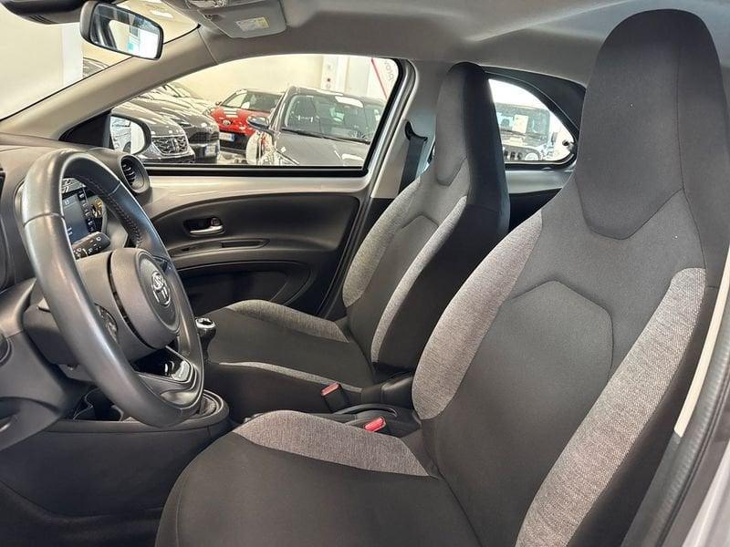 Toyota Aygo X 1.0B (72 CV) Active