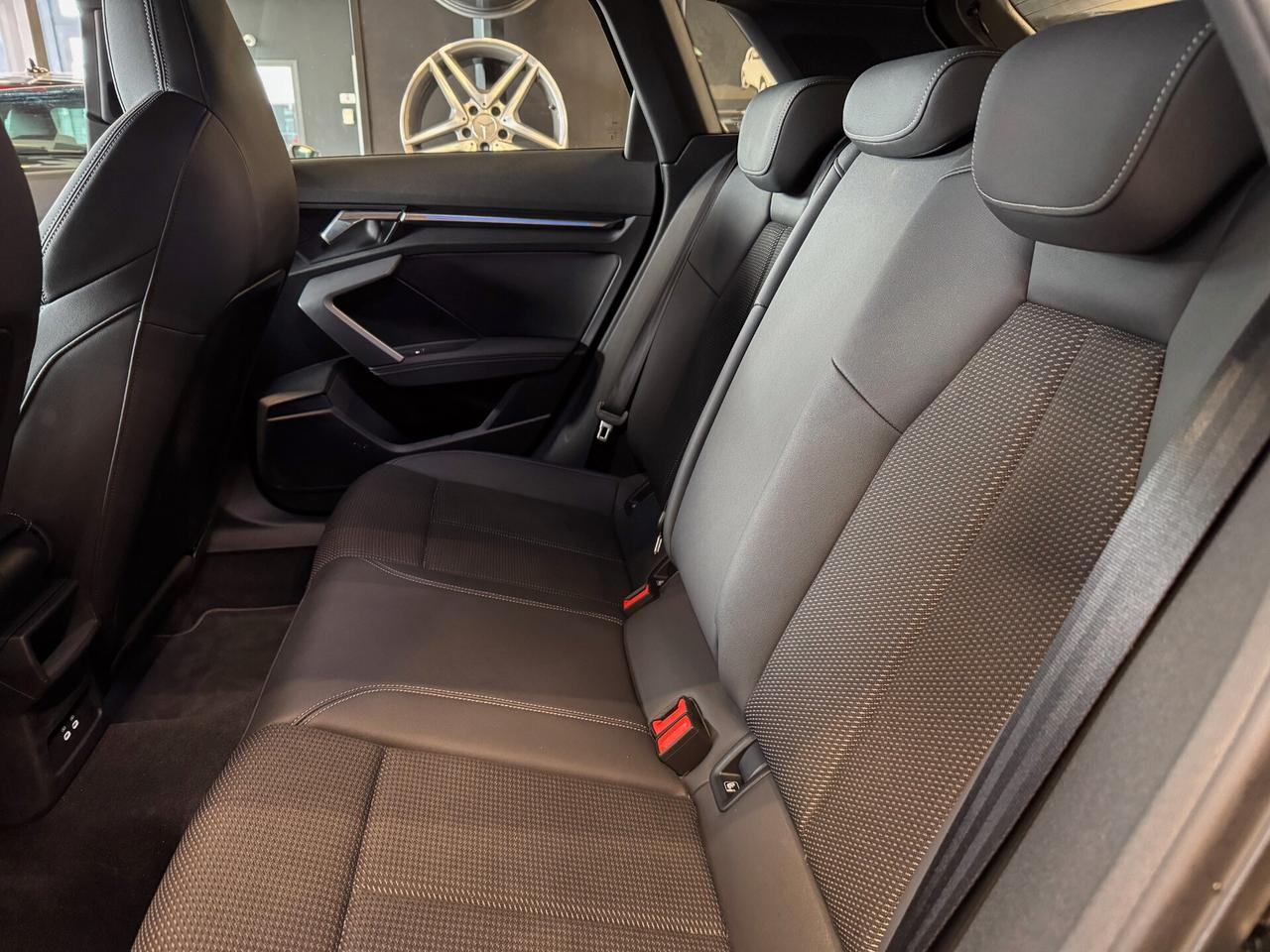 AUDI A3 4ª serie A3 SPB 35 TDI S tronic S line...