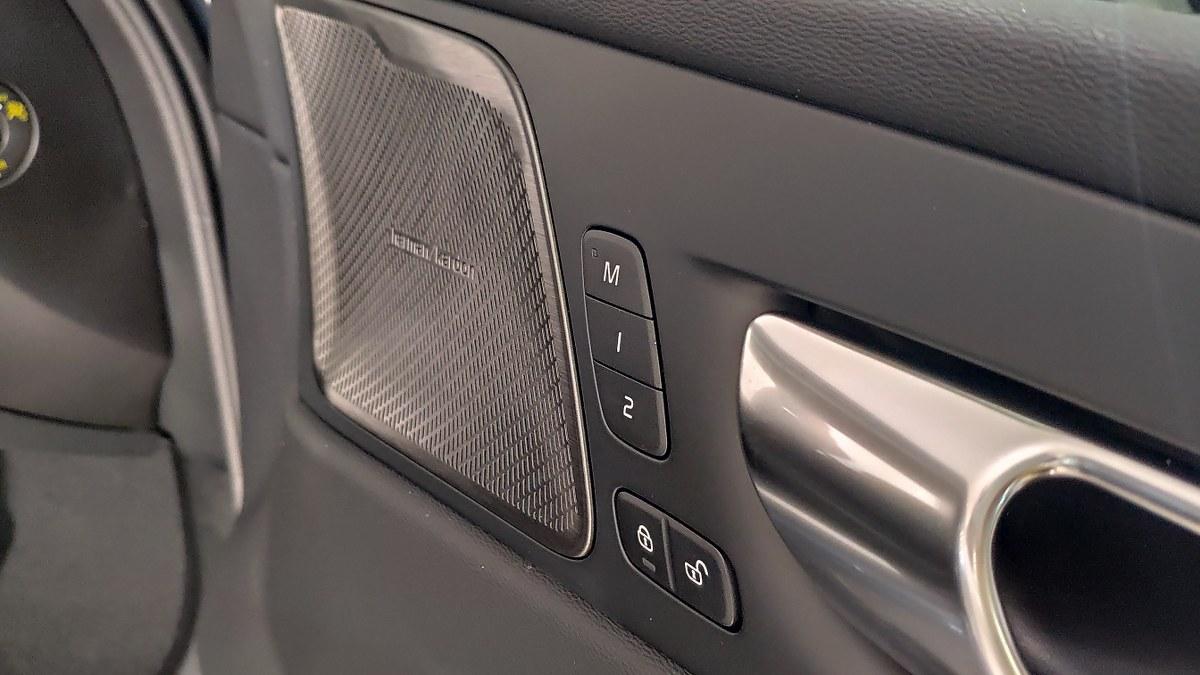 VOLVO Xc60 T6 Plug-In Hybrid Awd Automatico Plus Dark