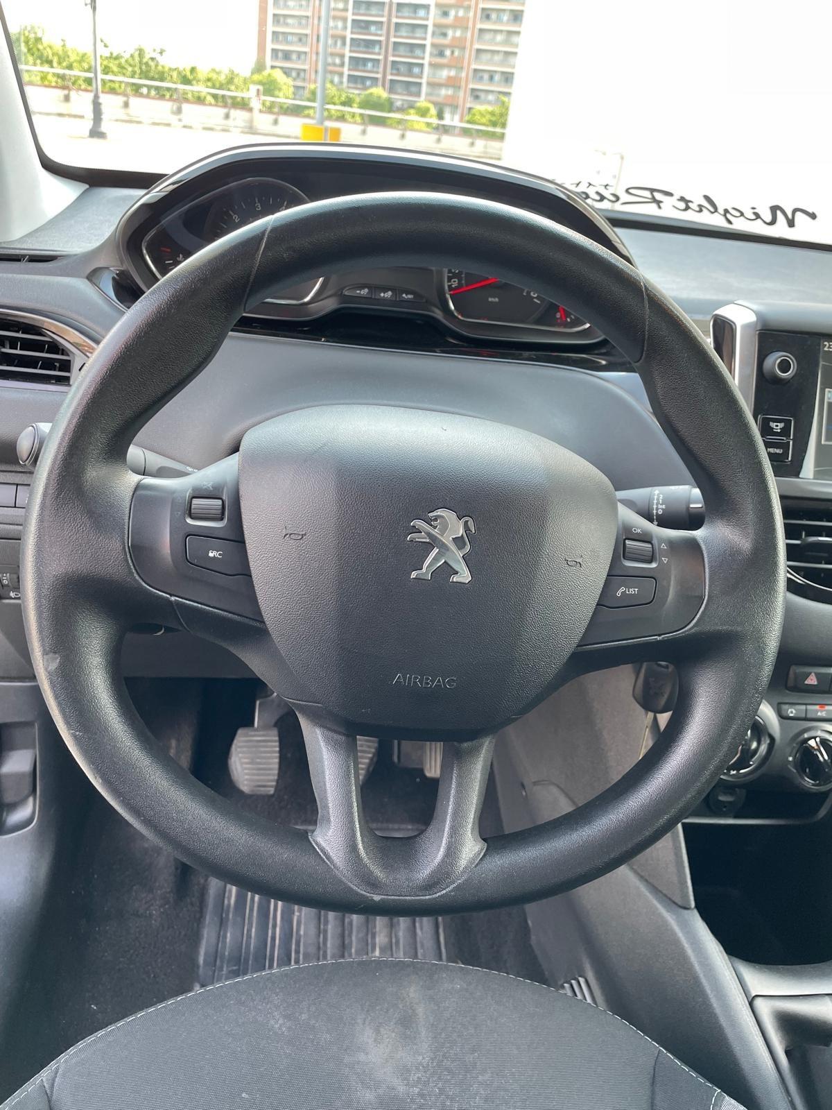 Peugeot 208 1.2 VTi 82 CV 5 porte Active sport