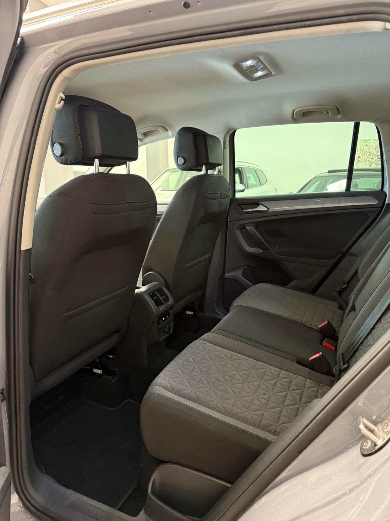 Volkswagen Tiguan 2.0 TDI 150 CV SCR DSG Elegance